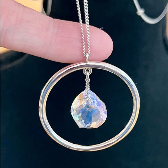 Swarovski Silver Teardrop Crystal Pendant in Circle Halo Sparkle Gift Minimalist - Picture 11 of 16